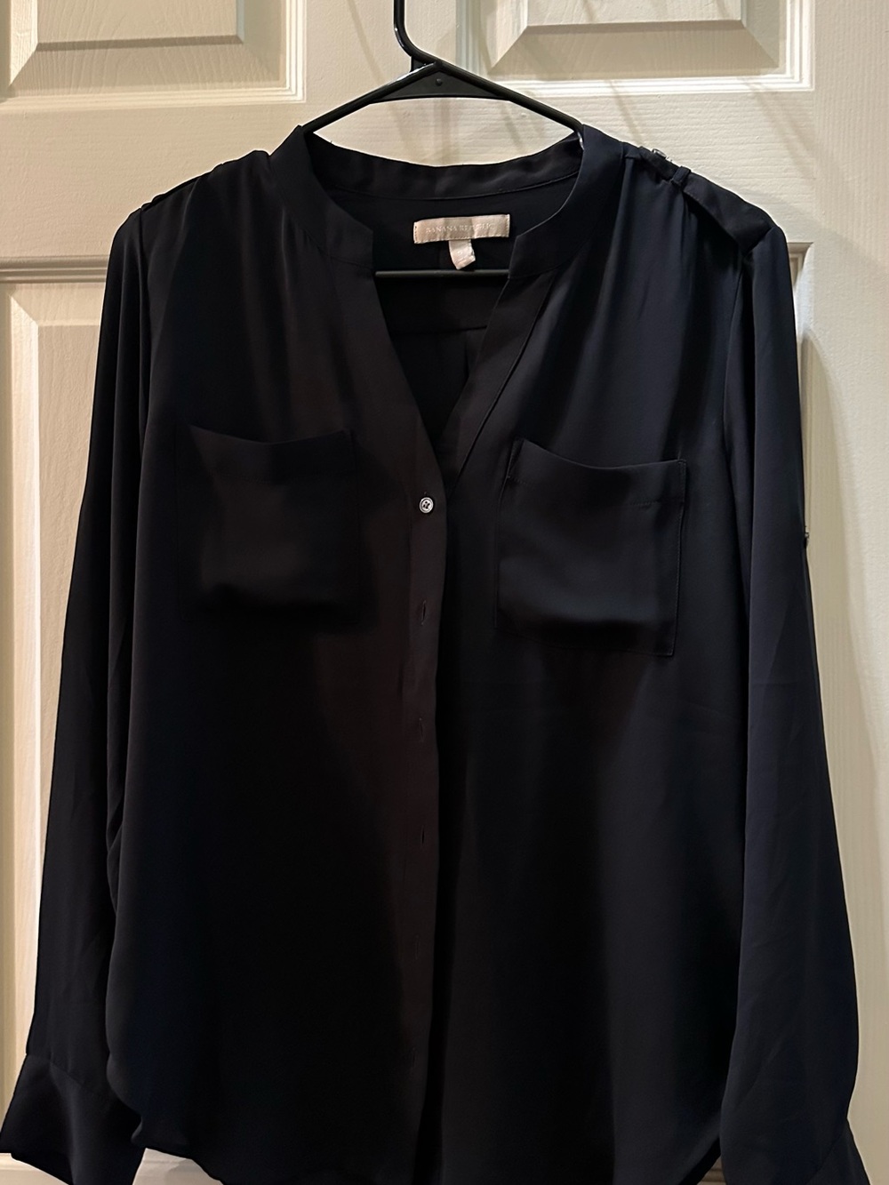 Banana Republic Black Long-Sleeve Pocket Button Shirt